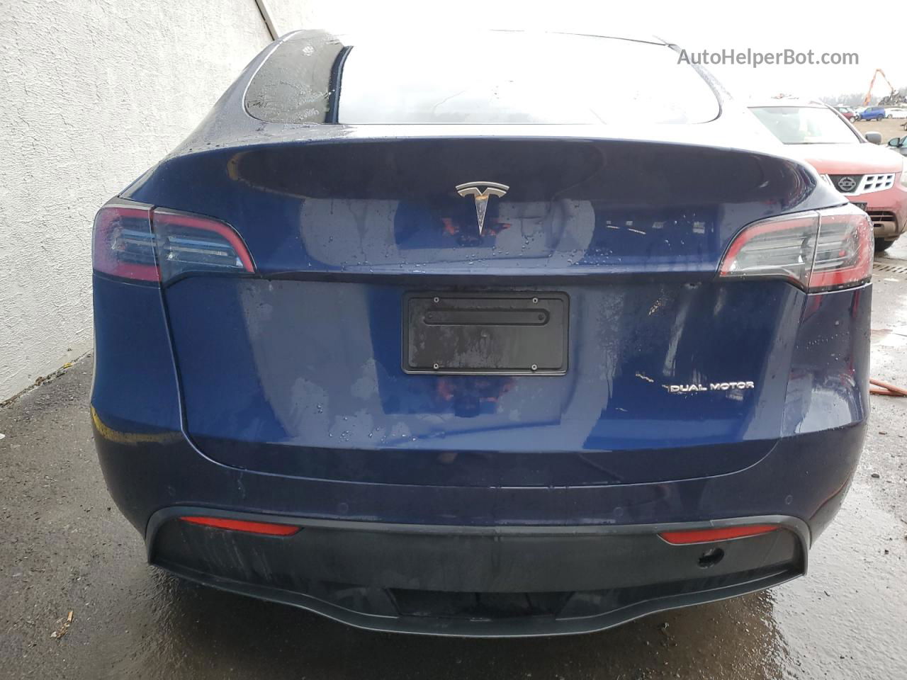 2022 Tesla Model Y  Blue vin: 7SAYGDEE2NF481200