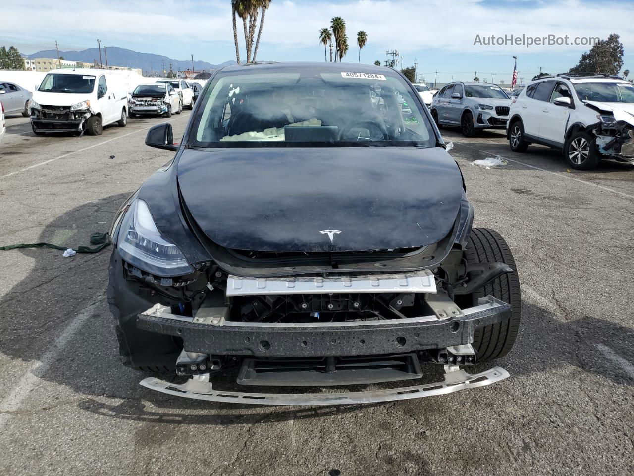 2022 Tesla Model Y  Black vin: 7SAYGDEE2NF505821