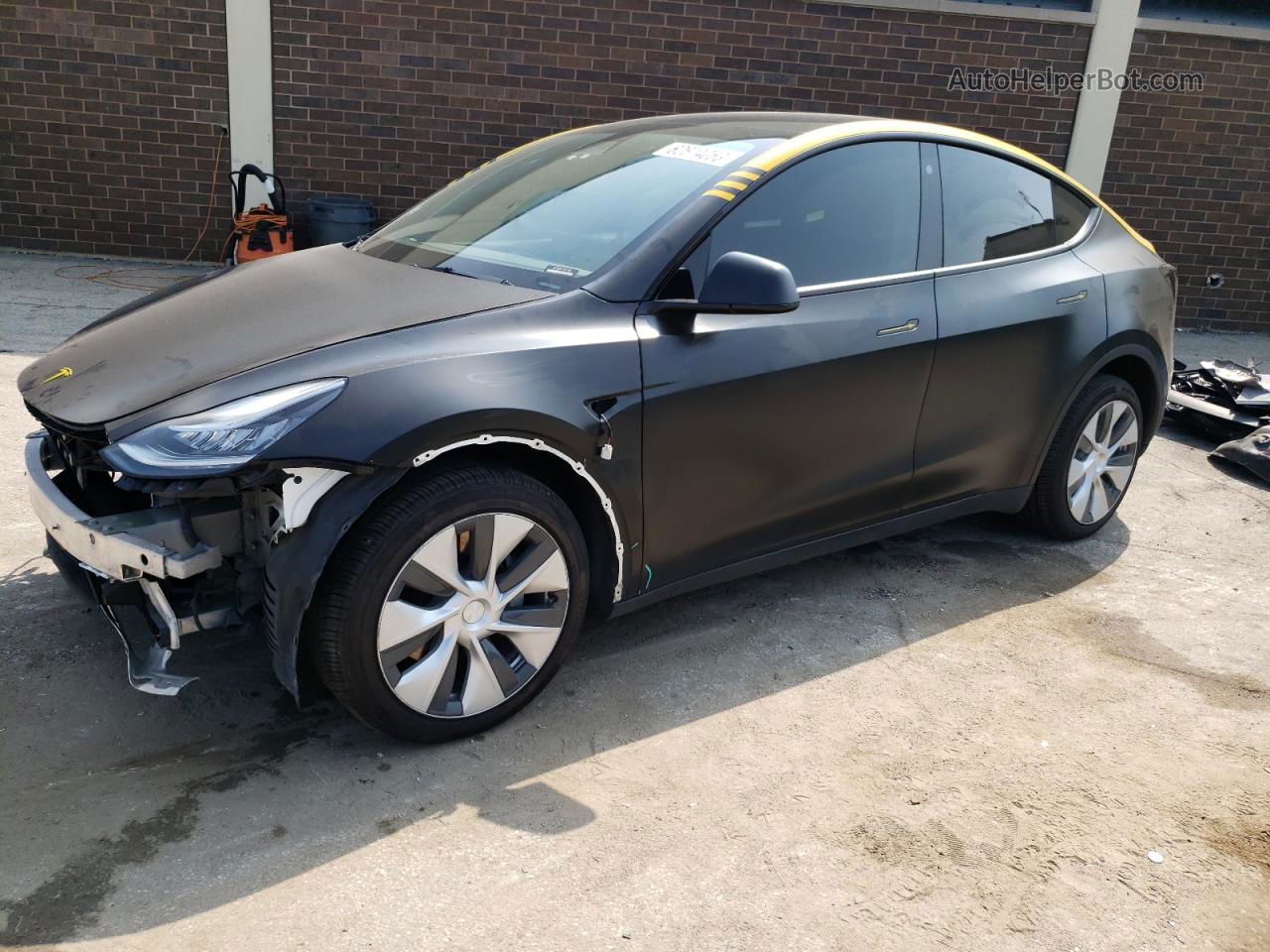 2022 Tesla Model Y  White vin: 7SAYGDEE3NF440509