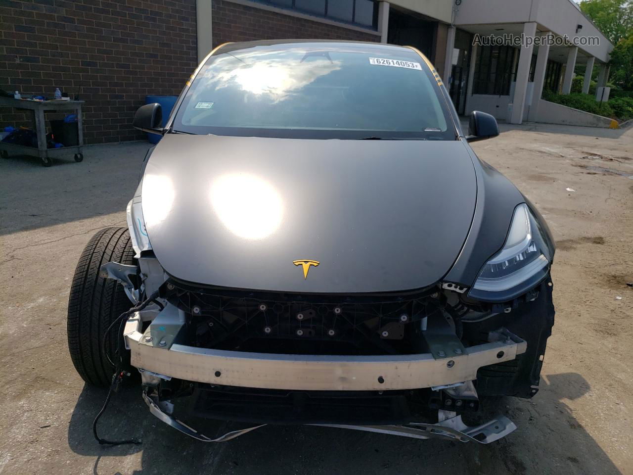 2022 Tesla Model Y  White vin: 7SAYGDEE3NF440509