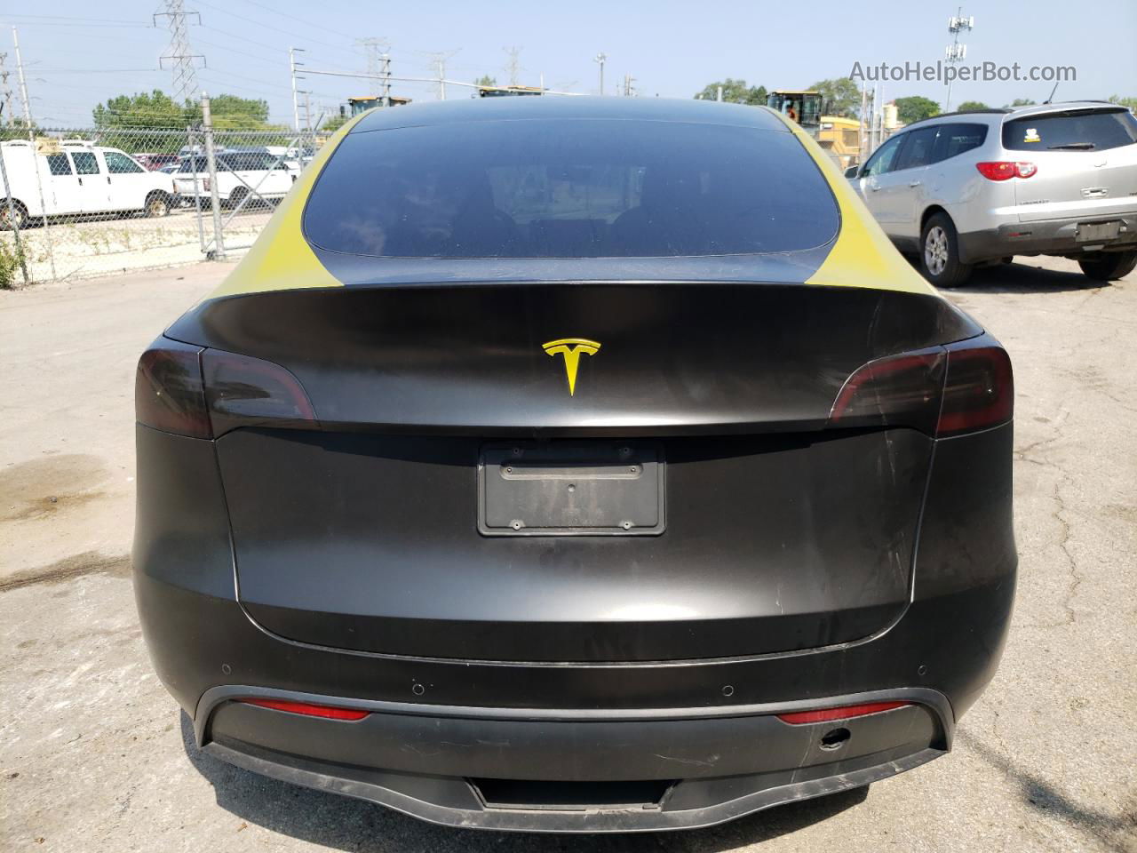 2022 Tesla Model Y  White vin: 7SAYGDEE3NF440509