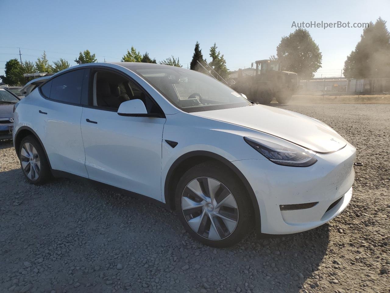 2022 Tesla Model Y  Белый vin: 7SAYGDEE4NF574493
