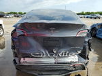 2022 Tesla Model Y  Gray vin: 7SAYGDEE5NF358961