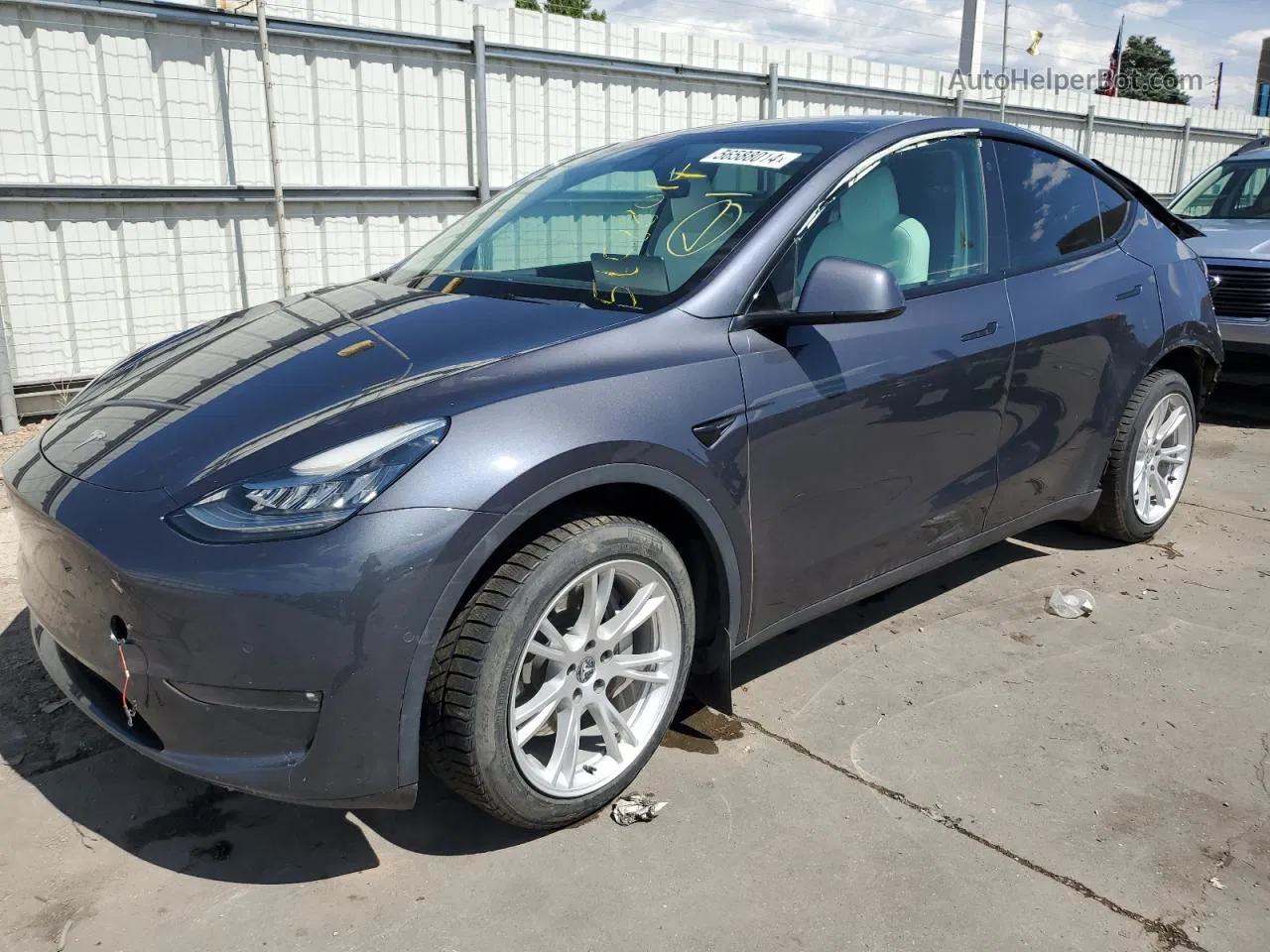 2022 Tesla Model Y  Charcoal vin: 7SAYGDEE6NF391290