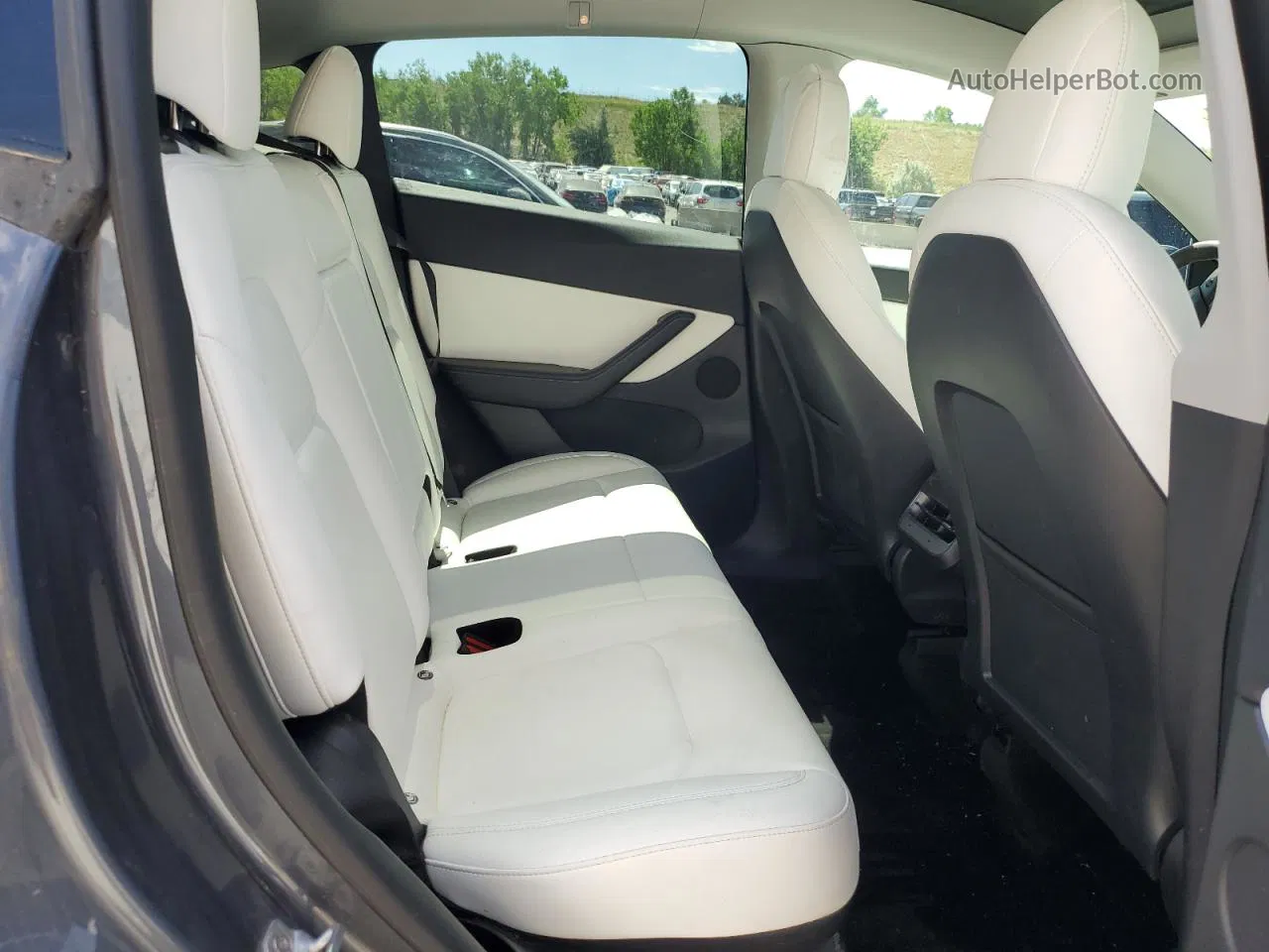 2022 Tesla Model Y  Charcoal vin: 7SAYGDEE6NF391290