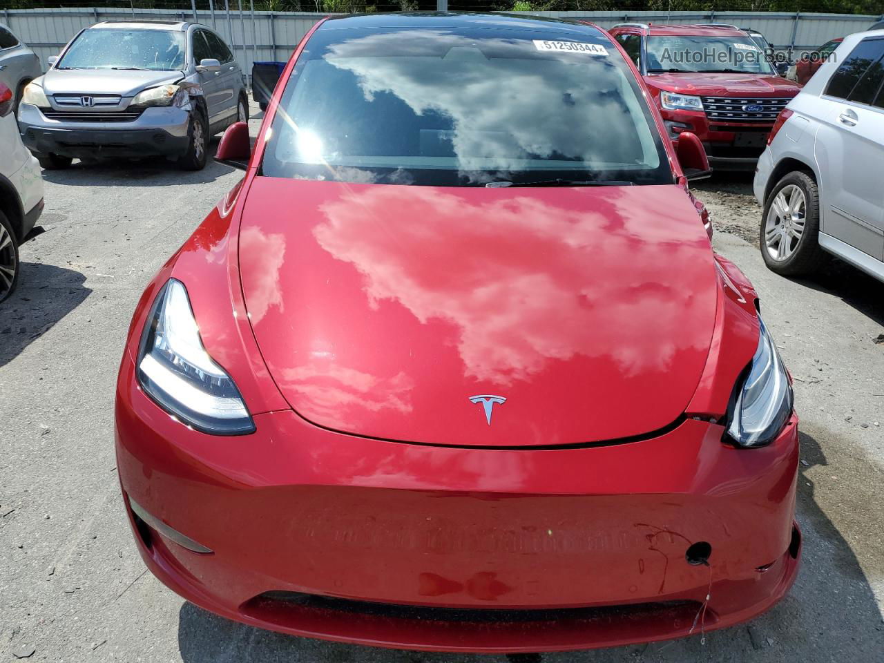 2022 Tesla Model Y  Красный vin: 7SAYGDEE6NF412414