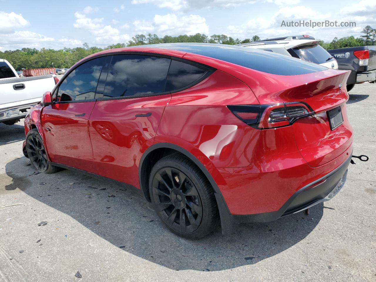 2022 Tesla Model Y  Red vin: 7SAYGDEE6NF412414