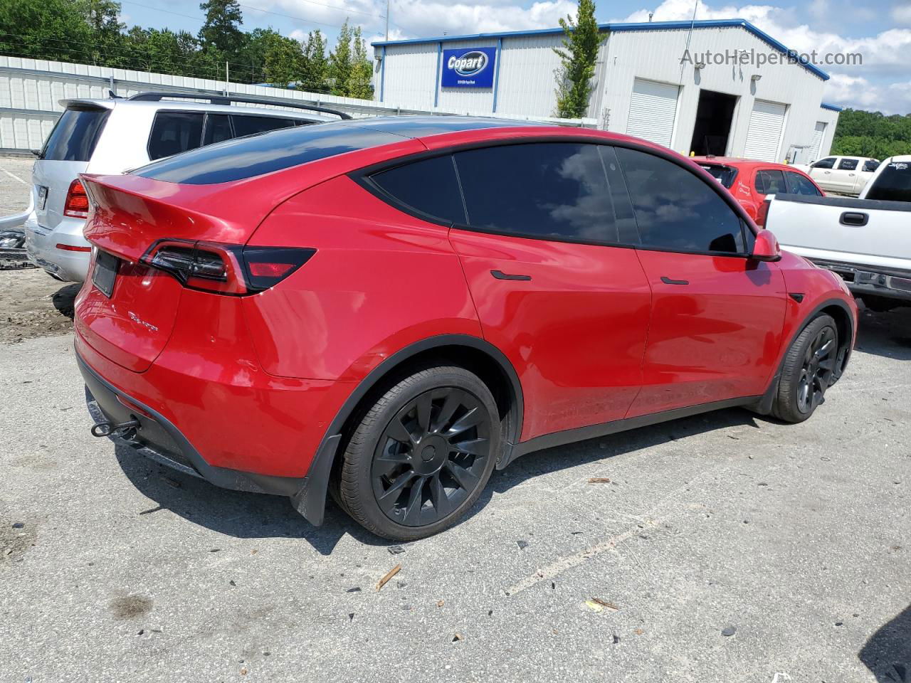 2022 Tesla Model Y  Red vin: 7SAYGDEE6NF412414