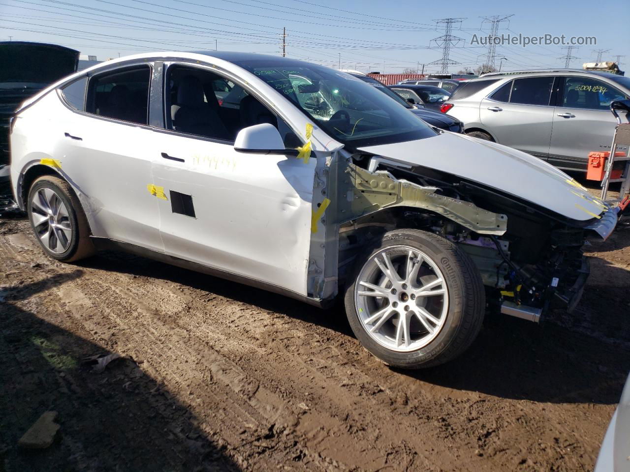 2022 Tesla Model Y  White vin: 7SAYGDEE7NA010219