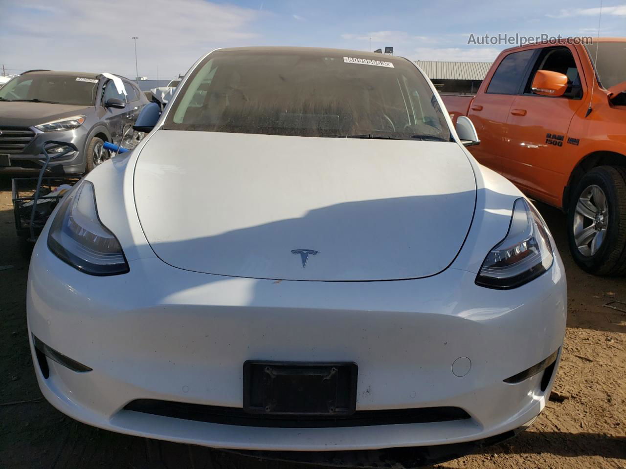 2022 Tesla Model Y  White vin: 7SAYGDEE7NF385742