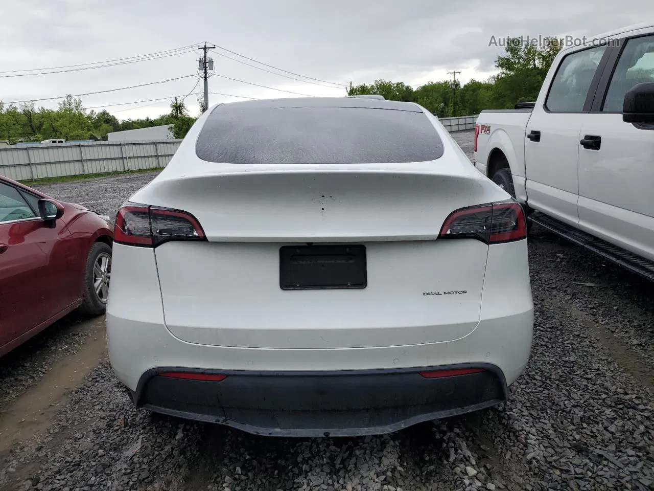 2022 Tesla Model Y  White vin: 7SAYGDEE8NA017244