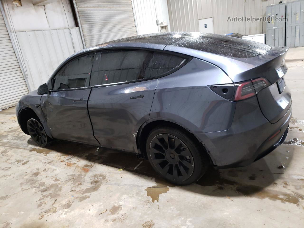 2022 Tesla Model Y  Gray vin: 7SAYGDEE8NF480410