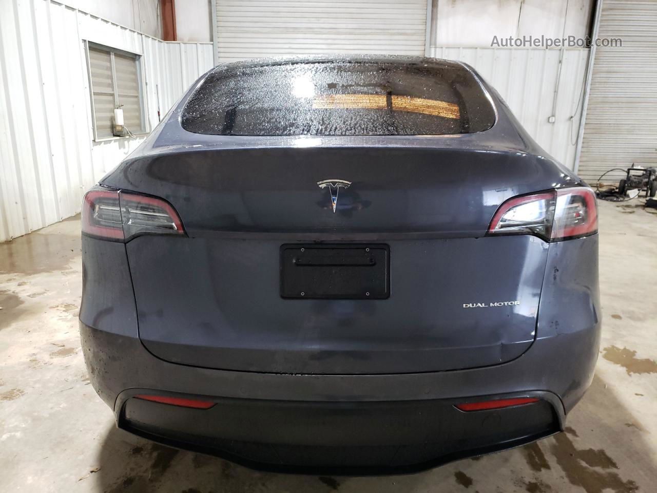 2022 Tesla Model Y  Серый vin: 7SAYGDEE8NF480410