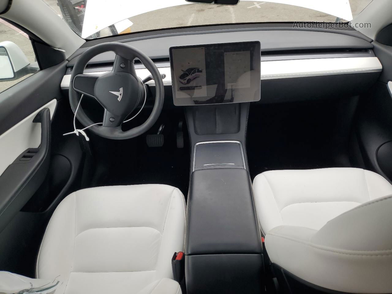 2022 Tesla Model Y  White vin: 7SAYGDEE8NF512031