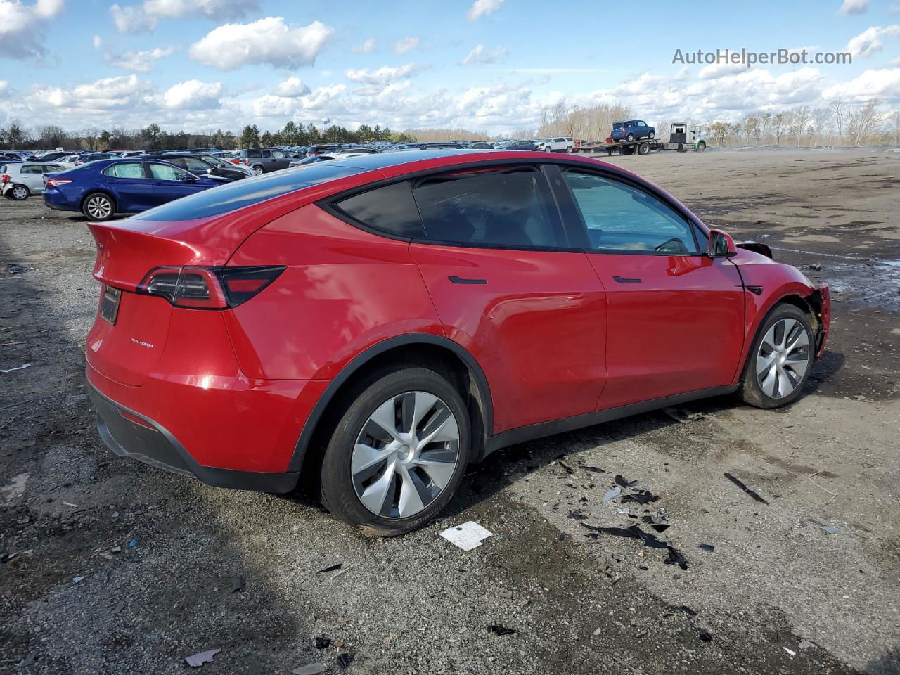 2022 Tesla Model Y  Red vin: 7SAYGDEE9NF339412