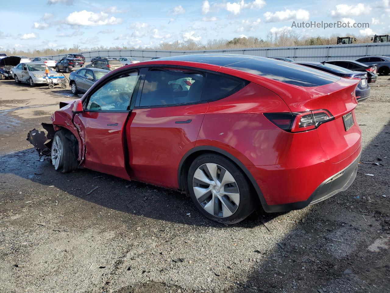 2022 Tesla Model Y  Red vin: 7SAYGDEE9NF339412