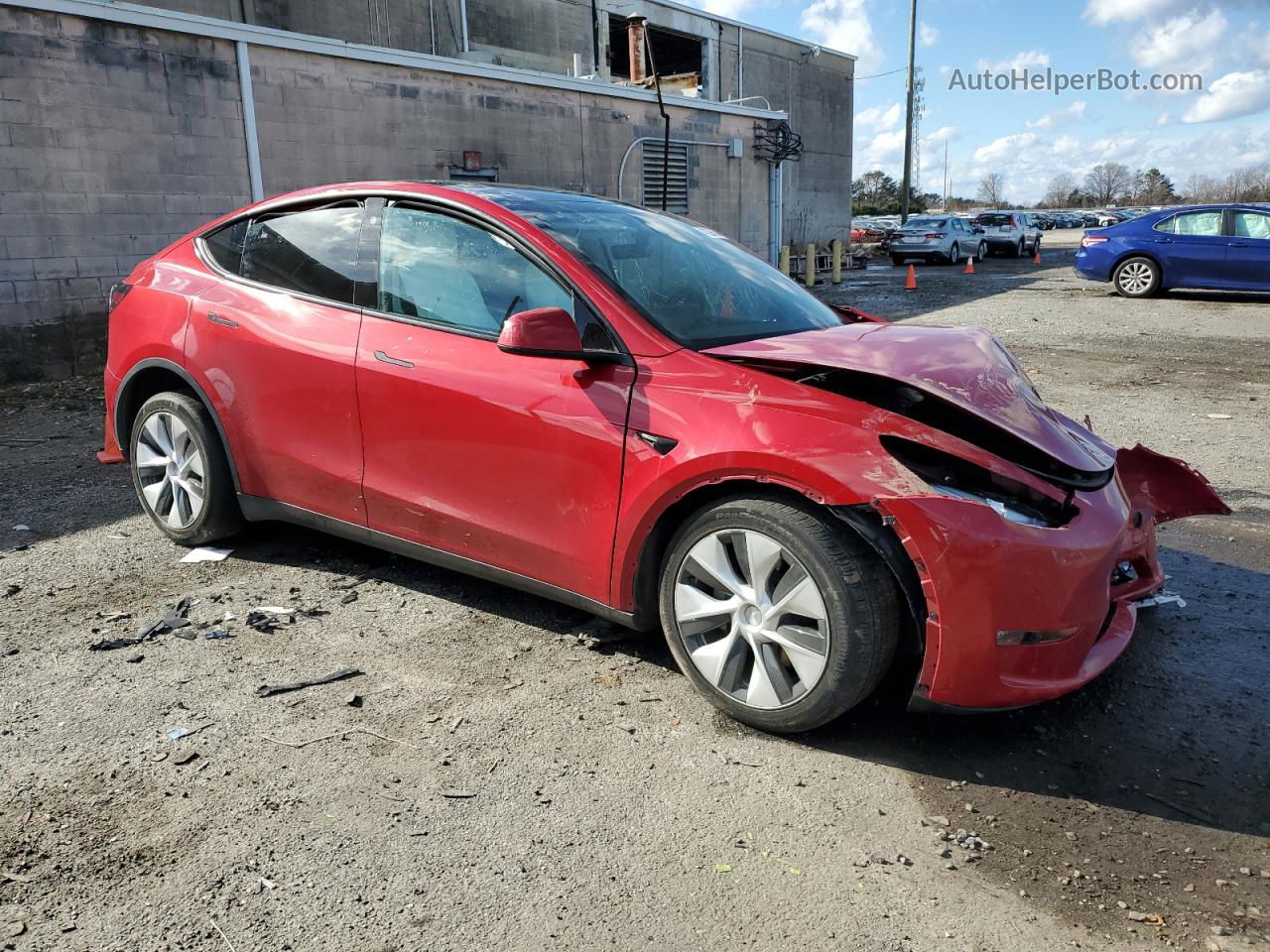 2022 Tesla Model Y  Red vin: 7SAYGDEE9NF339412