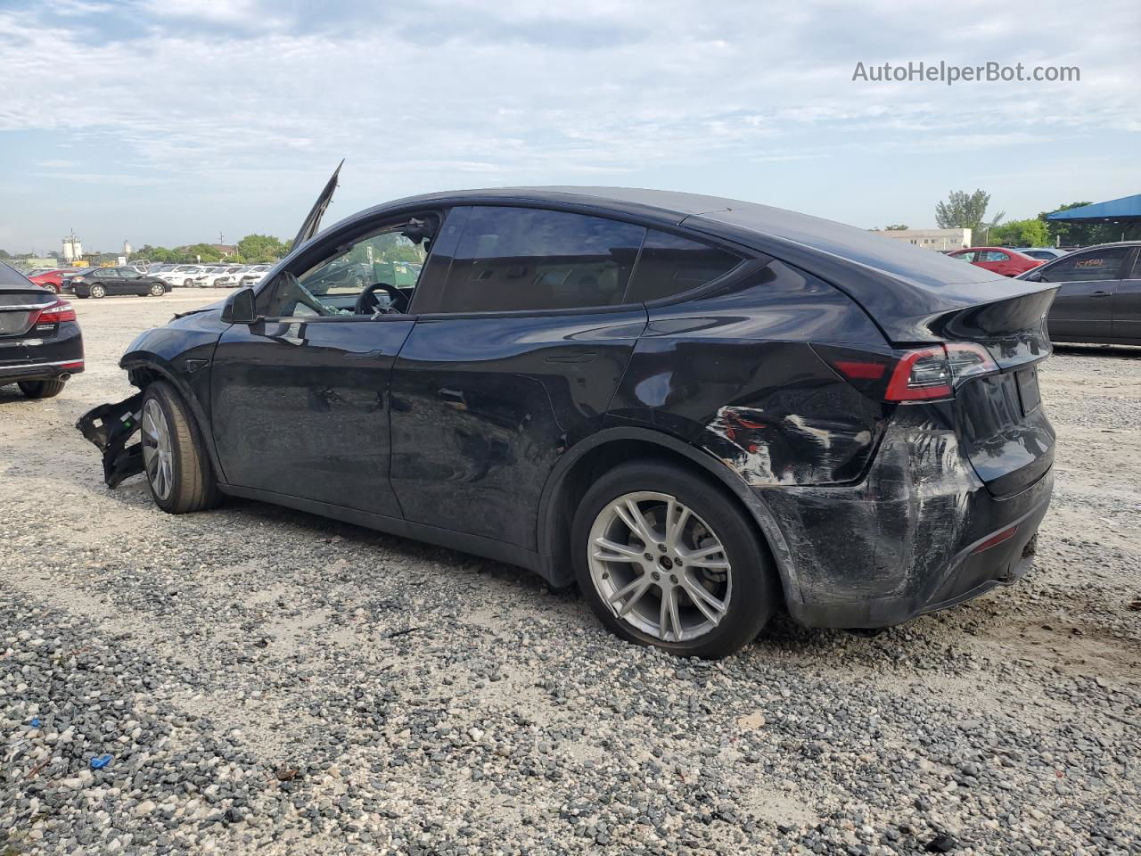 2022 Tesla Model Y  Черный vin: 7SAYGDEE9NF441714