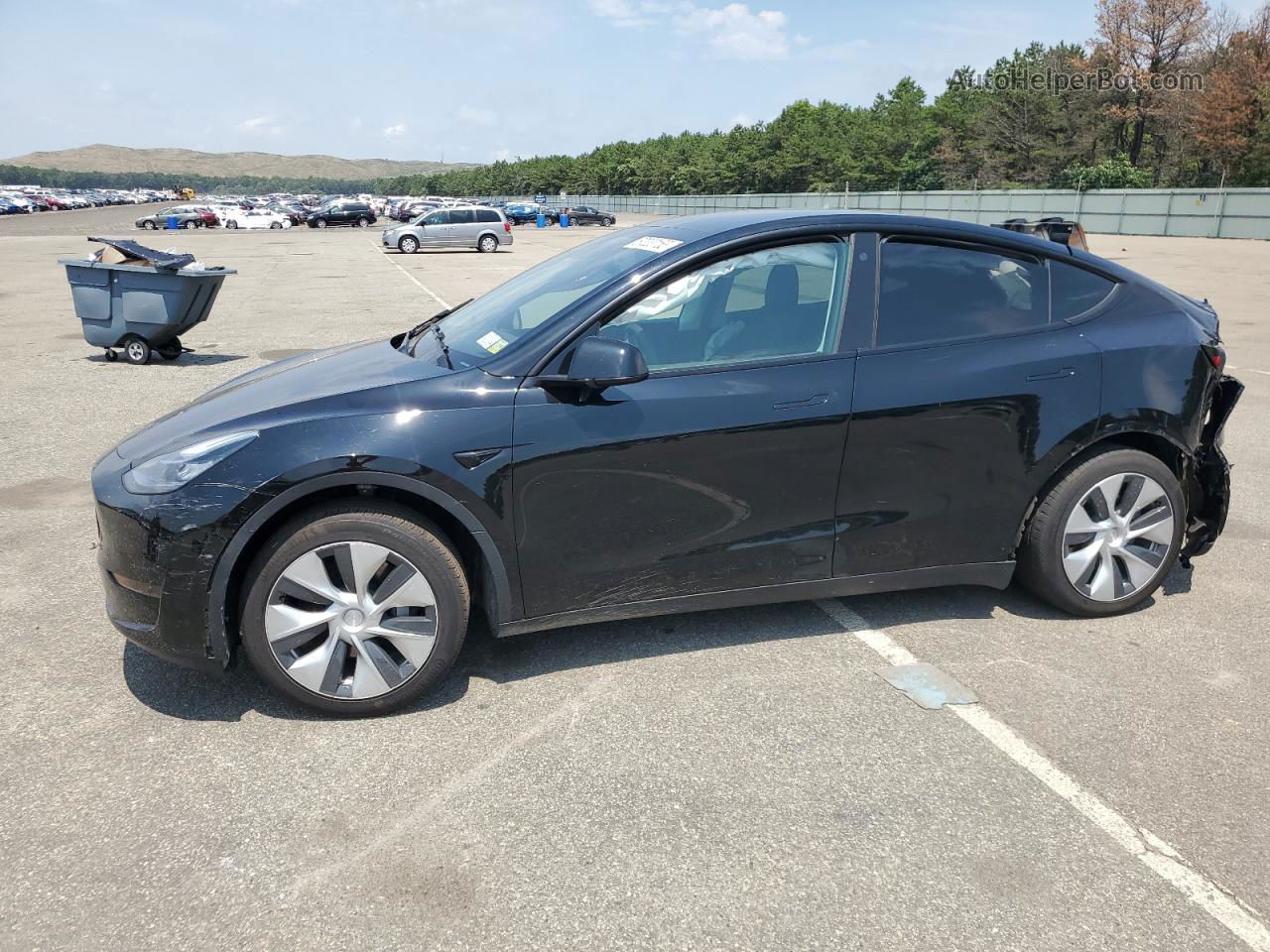 2022 Tesla Model Y  Black vin: 7SAYGDEE9NF461428