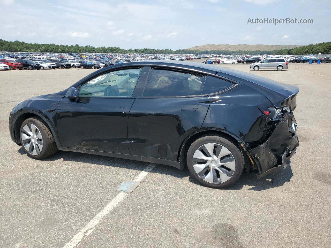 2022 Tesla Model Y  Черный vin: 7SAYGDEE9NF461428