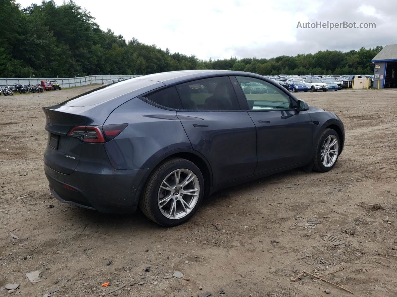 2022 Tesla Model Y  Gray vin: 7SAYGDEEXNF458313