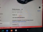 2022 Tesla Model Y  Gray vin: 7SAYGDEEXNF458313