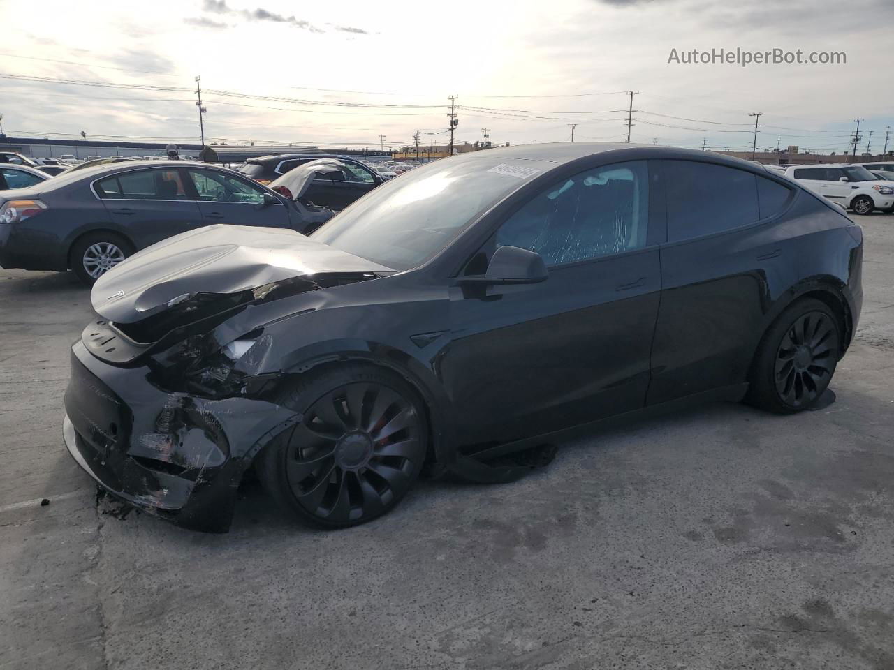 2022 Tesla Model Y  Black vin: 7SAYGDEF0NF345947