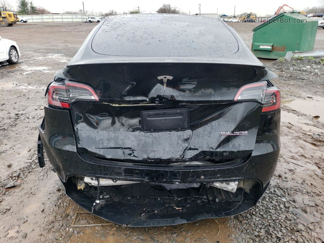 2022 Tesla Model Y  Black vin: 7SAYGDEF0NF530824