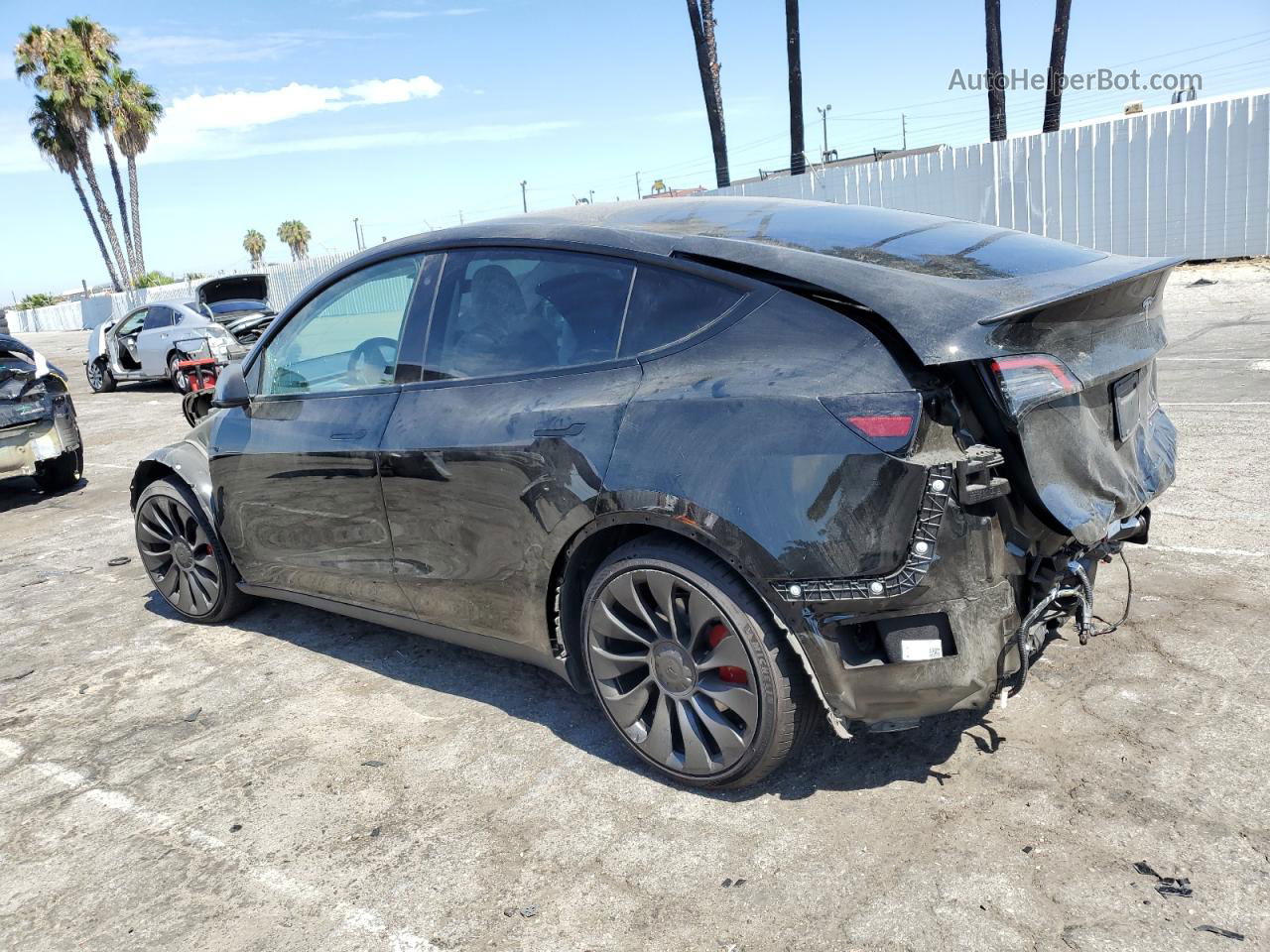 2022 Tesla Model Y  Черный vin: 7SAYGDEF1NF556039