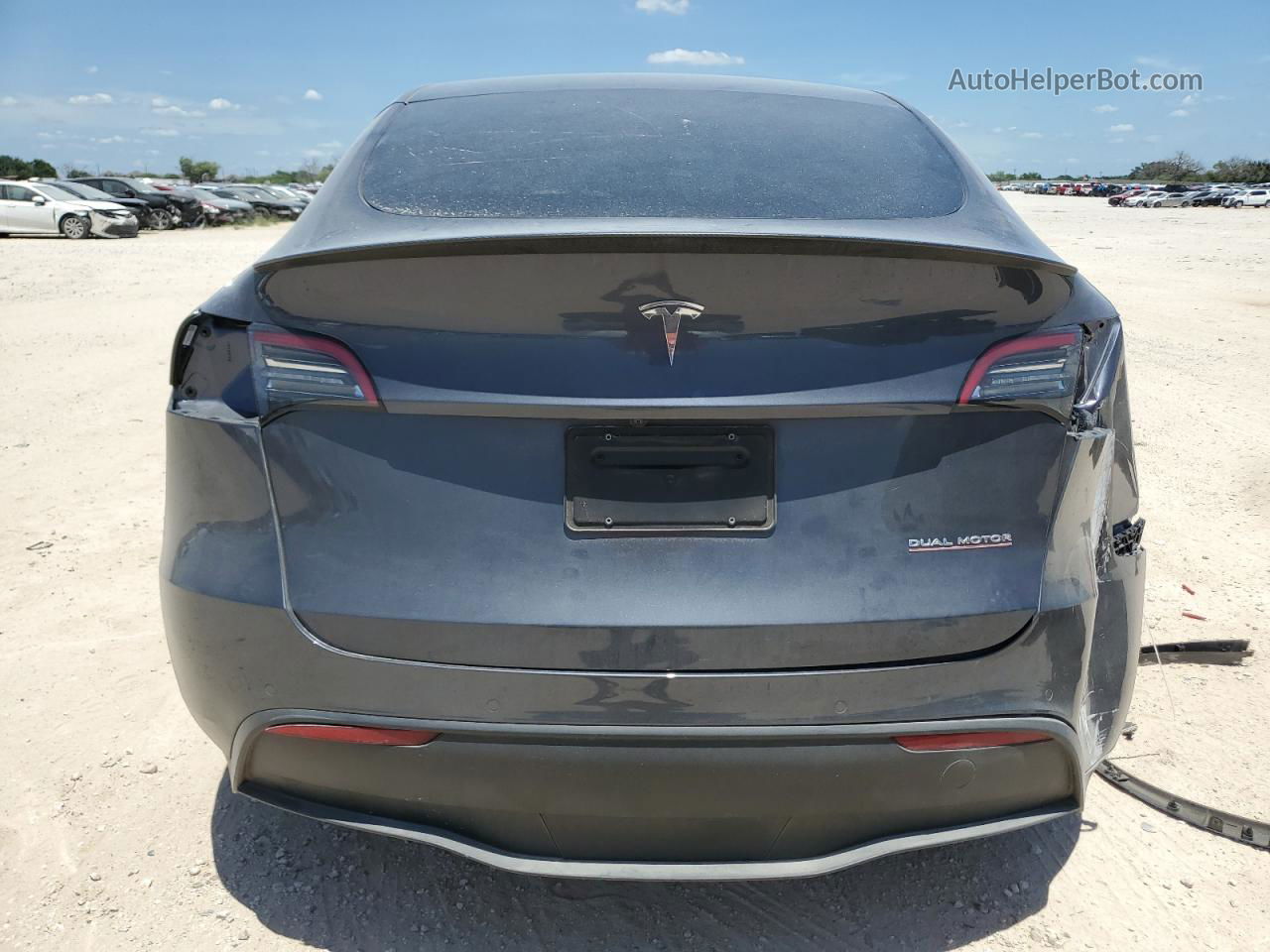 2022 Tesla Model Y  Gray vin: 7SAYGDEF2NF454507