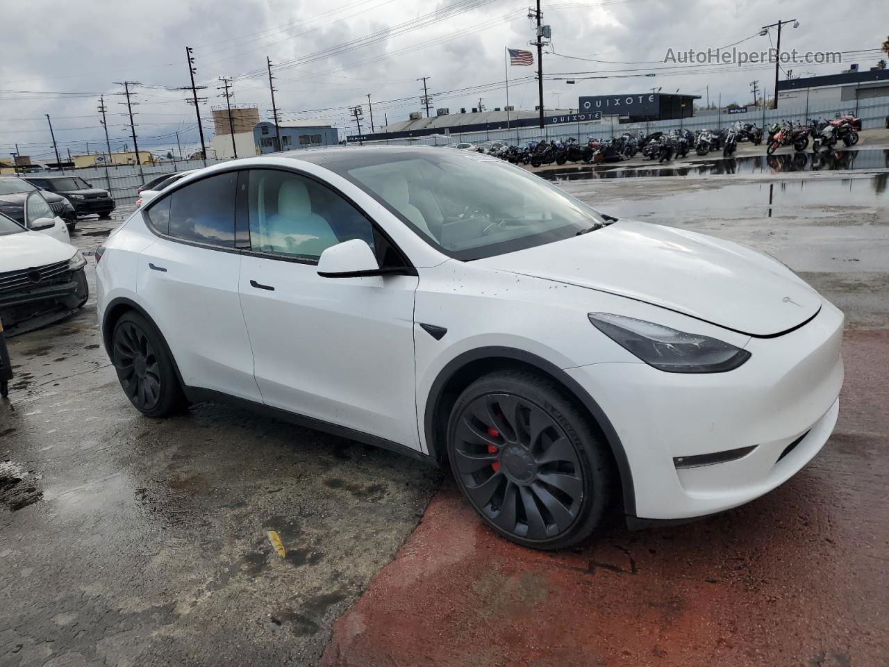 2022 Tesla Model Y White vin: 7SAYGDEF2NF532011