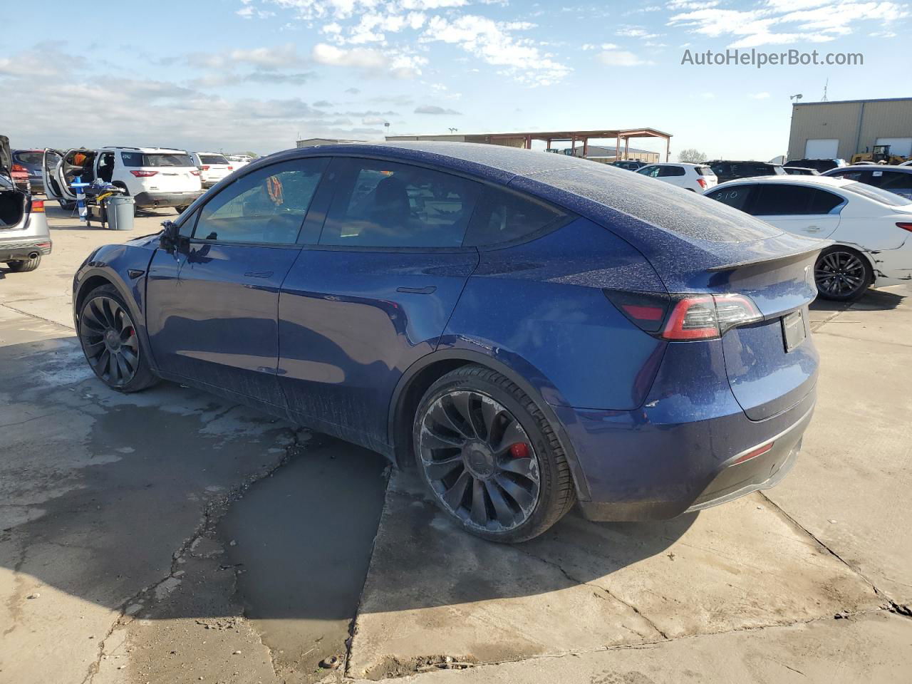 2022 Tesla Model Y  Blue vin: 7SAYGDEF3NF415683