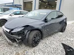 2022 Tesla Model Y  Gray vin: 7SAYGDEF4NF506347