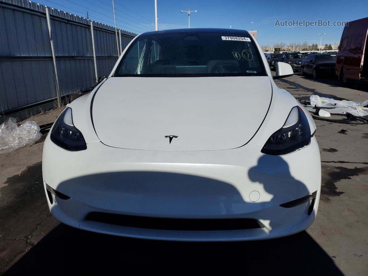 2022 Tesla Model Y  White vin: 7SAYGDEF5NF381410