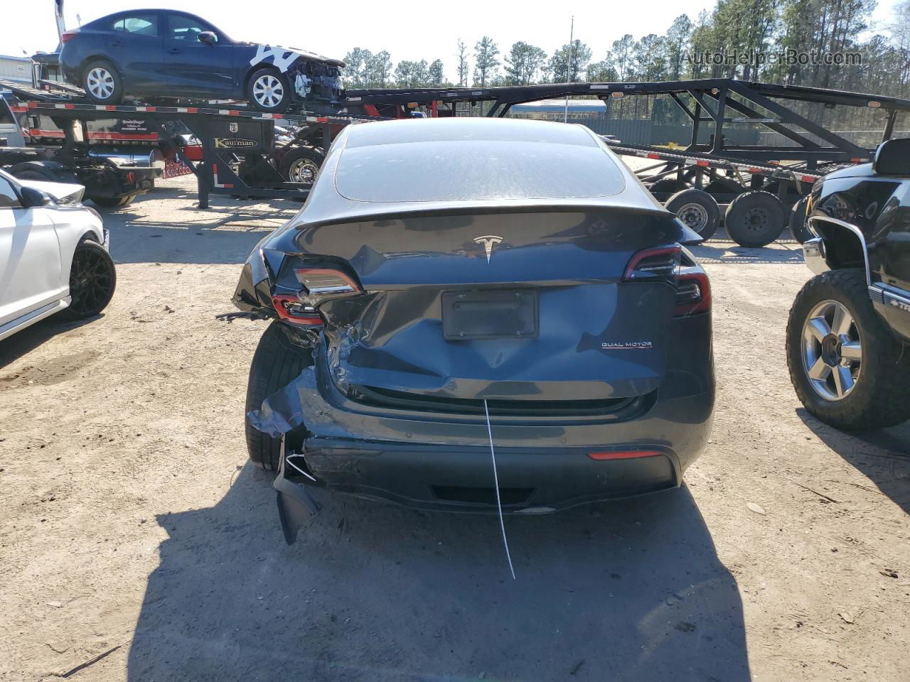 2022 Tesla Model Y  Серый vin: 7SAYGDEF6NF335813