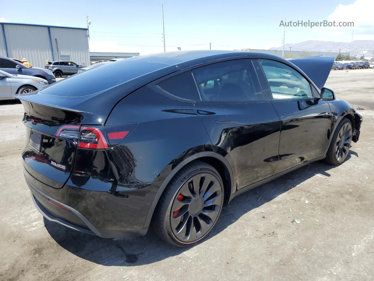 2022 Tesla Model Y  Черный vin: 7SAYGDEF8NF337417