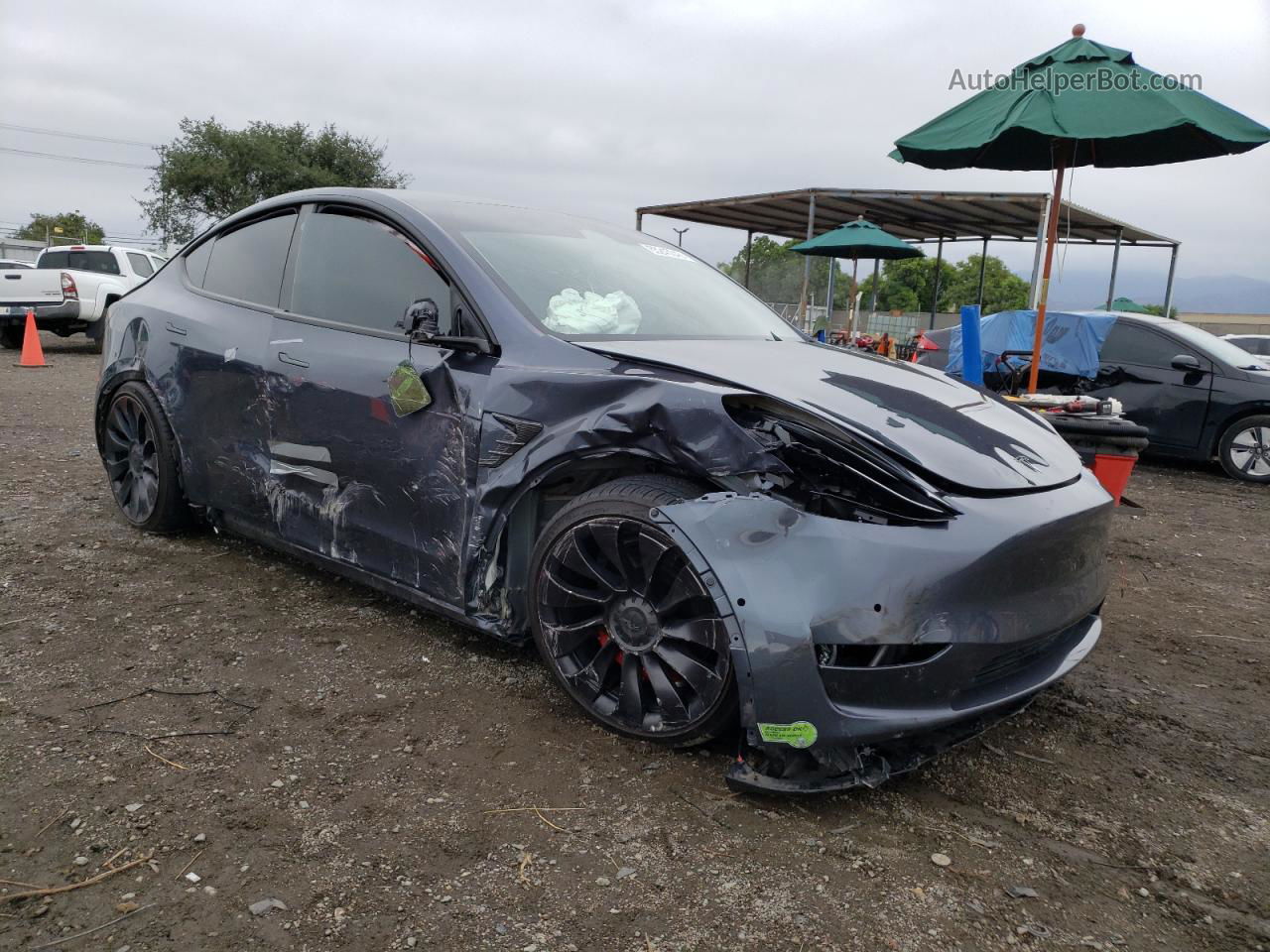 2022 Tesla Model Y  Gray vin: 7SAYGDEF8NF487463