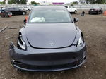 2022 Tesla Model Y  Gray vin: 7SAYGDEF8NF487463