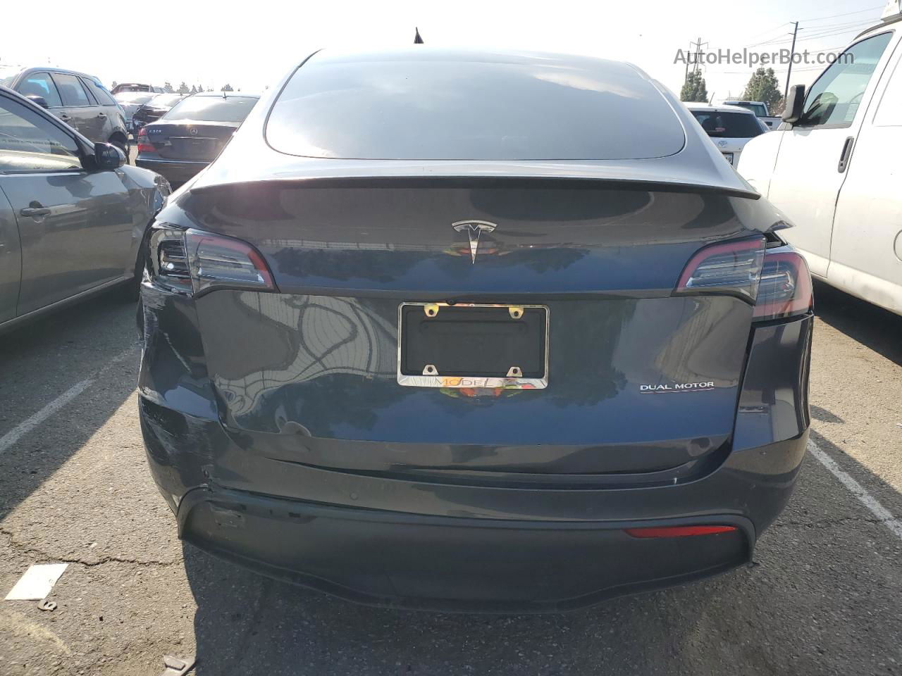 2022 Tesla Model Y  Серый vin: 7SAYGDEFXNF411761