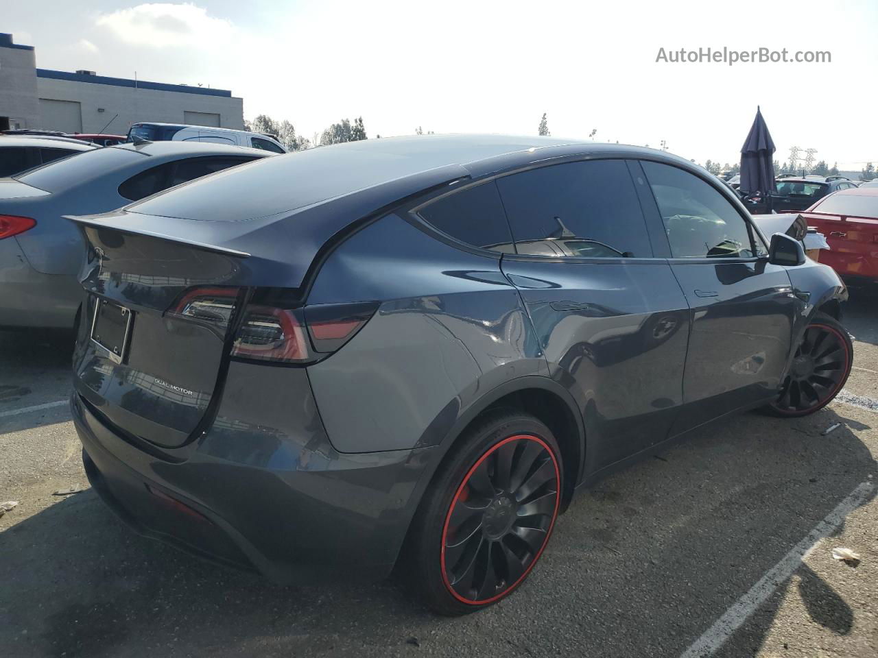 2022 Tesla Model Y  Серый vin: 7SAYGDEFXNF411761