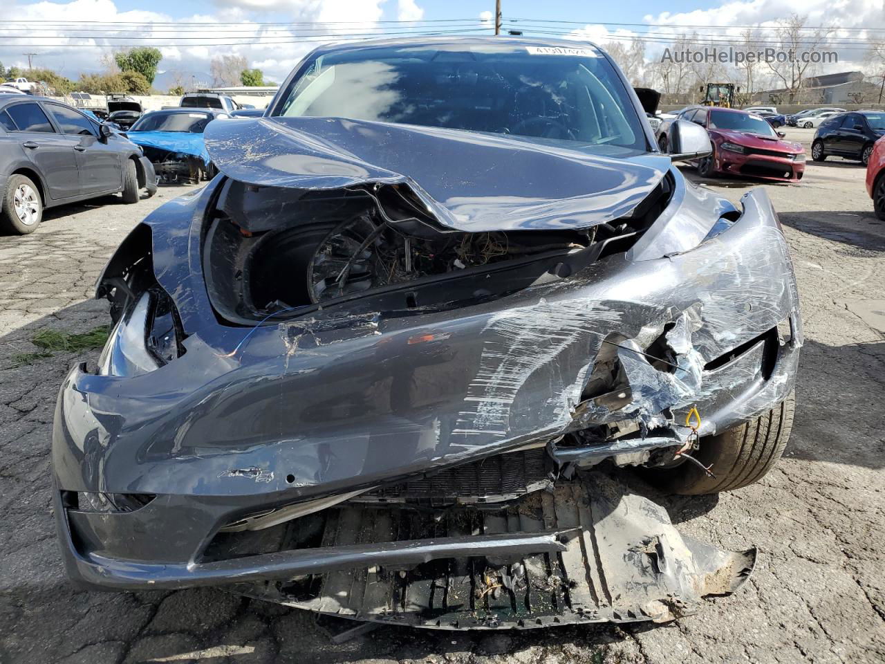 2022 Tesla Model Y  Gray vin: 7SAYGDEFXNF489828