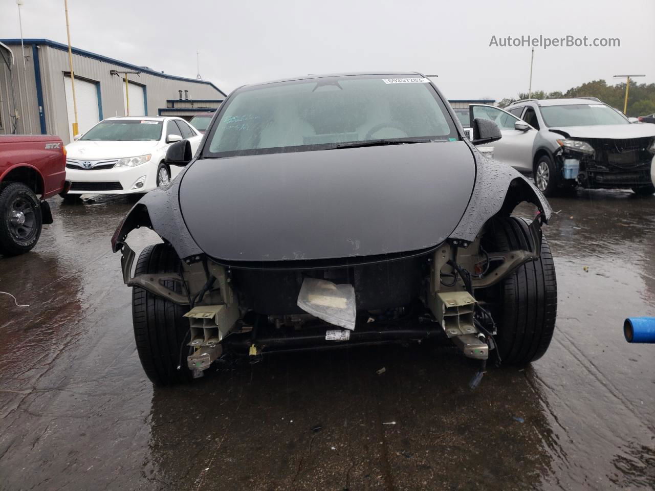 2022 Tesla Model Y  Black vin: 7SAYGDEFXNF522861