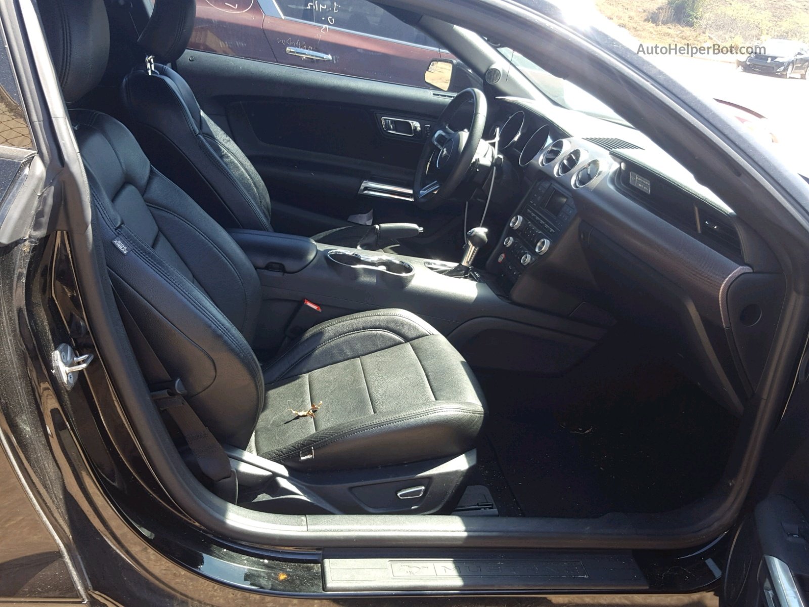 2015 Ford Mustang Черный vin: 1FA6P8TH4F5387790