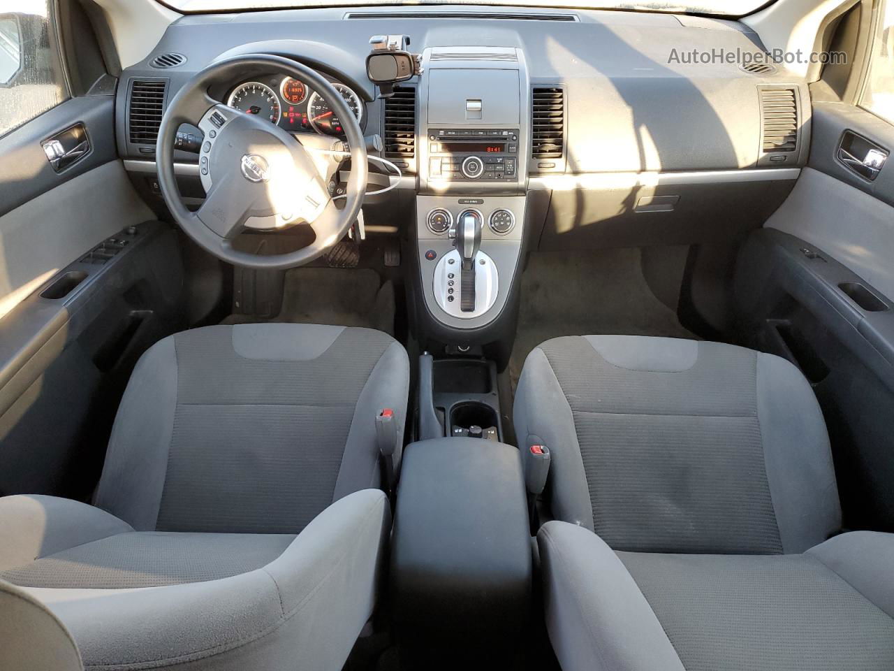 2012 Nissan Sentra Silver vin: DPSM130069