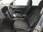 2017 Mitsubishi Outlander Es Silver vin: JA4AD2A30HZ047060