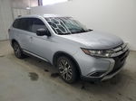 2017 Mitsubishi Outlander Es Silver vin: JA4AD2A30HZ047060