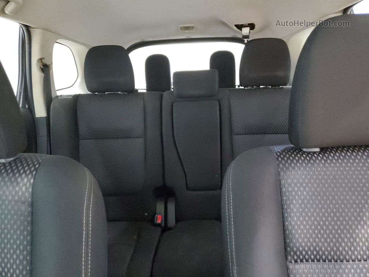 2017 Mitsubishi Outlander Es Silver vin: JA4AD2A30HZ047060