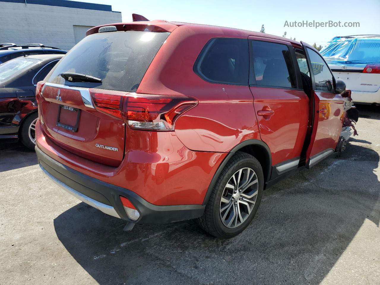 2017 Mitsubishi Outlander Es Красный vin: JA4AD2A30HZ055076