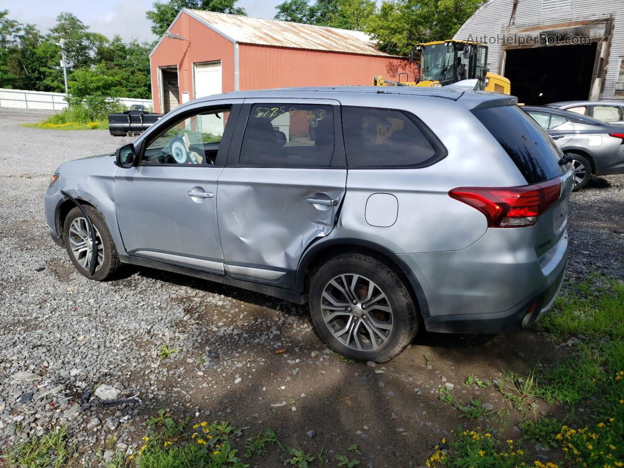 2017 Mitsubishi Outlander Es Silver vin: JA4AD2A30HZ061623