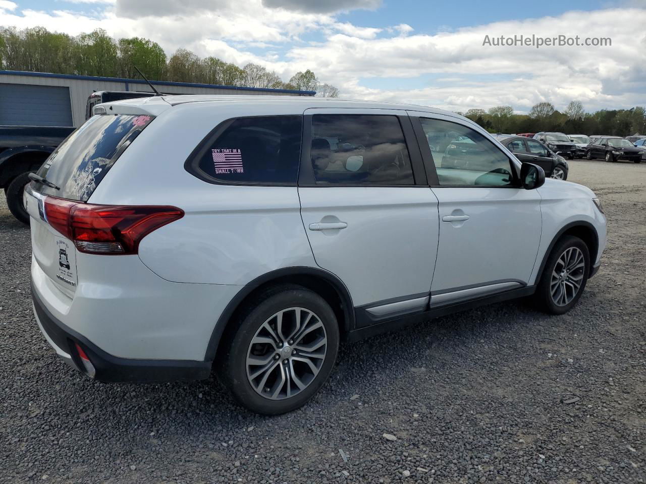 2016 Mitsubishi Outlander Es White vin: JA4AD2A33GZ031496